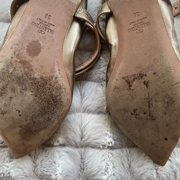 VALENTINO Love Latch metallic leather point-toe flats - Picture 10 of 14